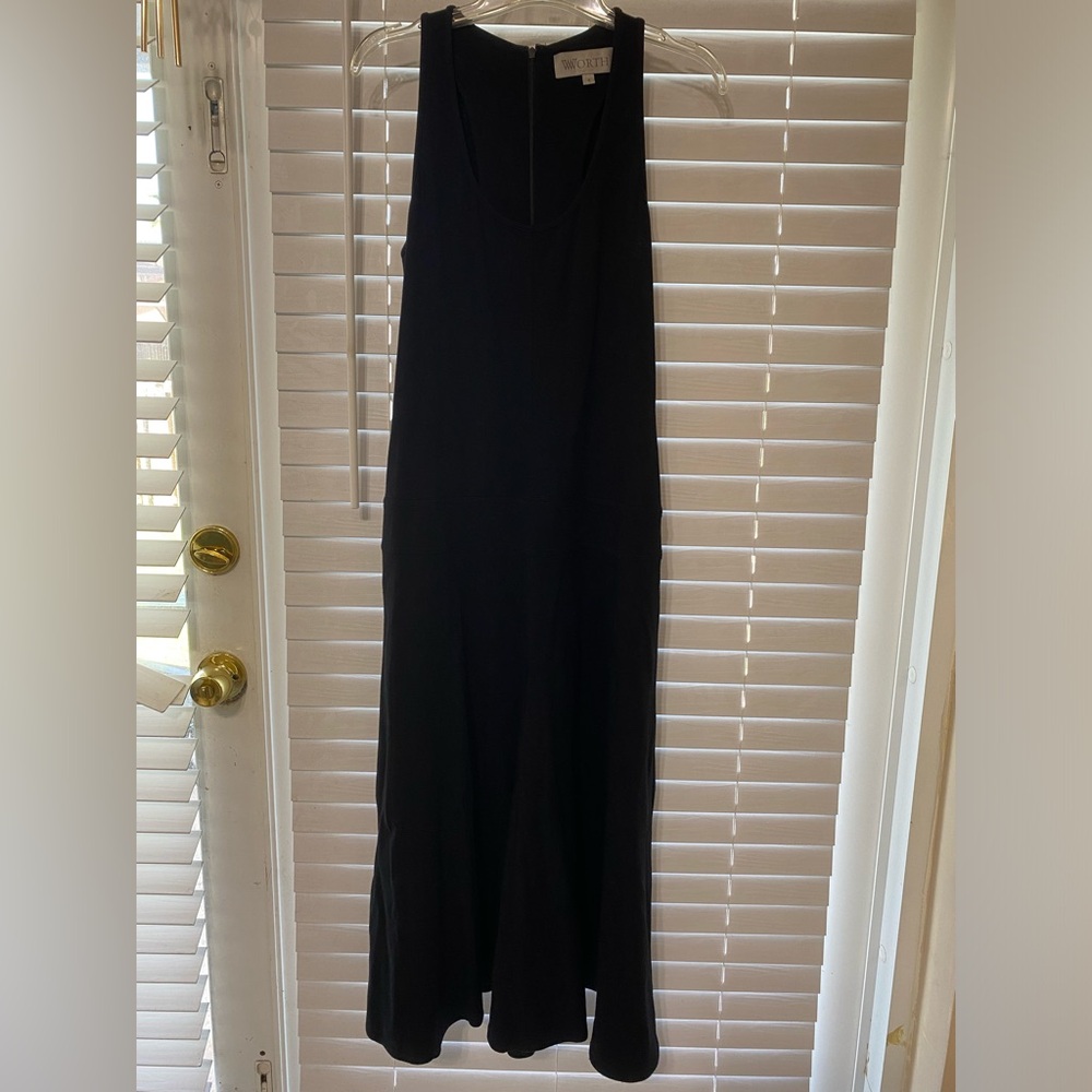 Worth drop waist sleeveless black dress size 4